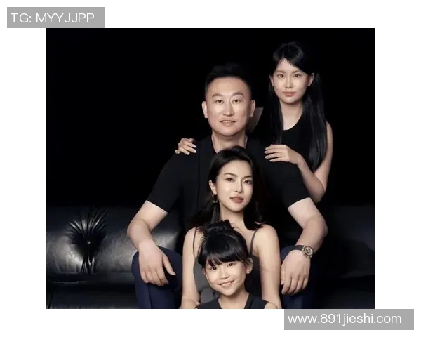 妻子曝光刘维伟与小三亲密合影感谢球迷提供证据正义终将胜利